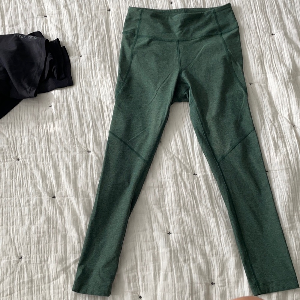 Outdoor voices leggings